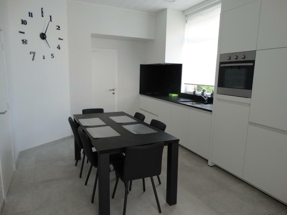 Aan de vestingrand Villa Ieper Buitenkant foto